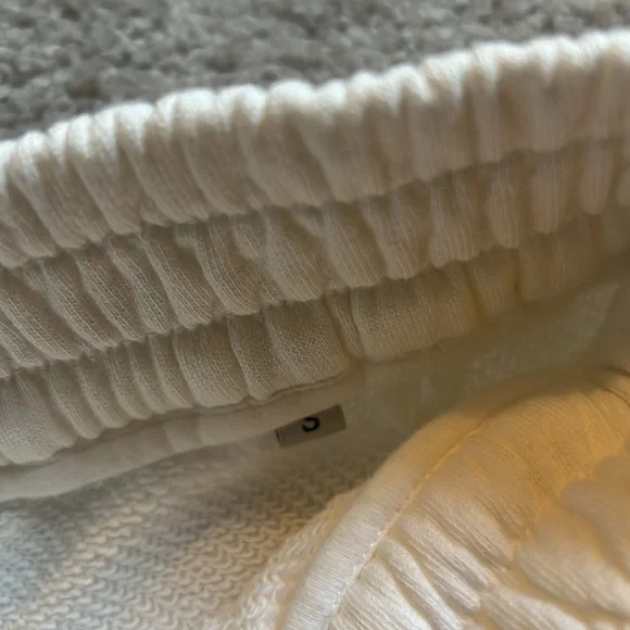 Ladies MONCLER white jogger pants. AUTHENTIC - Picture 6 of 8